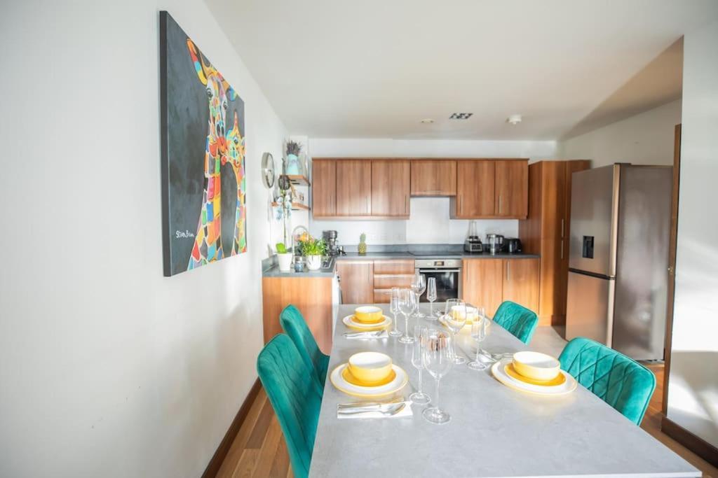 Appartement Lovely 2 Bedroom Overlooking River Thames *