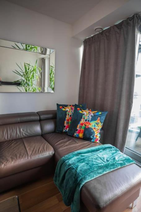 Lovely 2 Bedroom Overlooking River Thames Appartement Londres